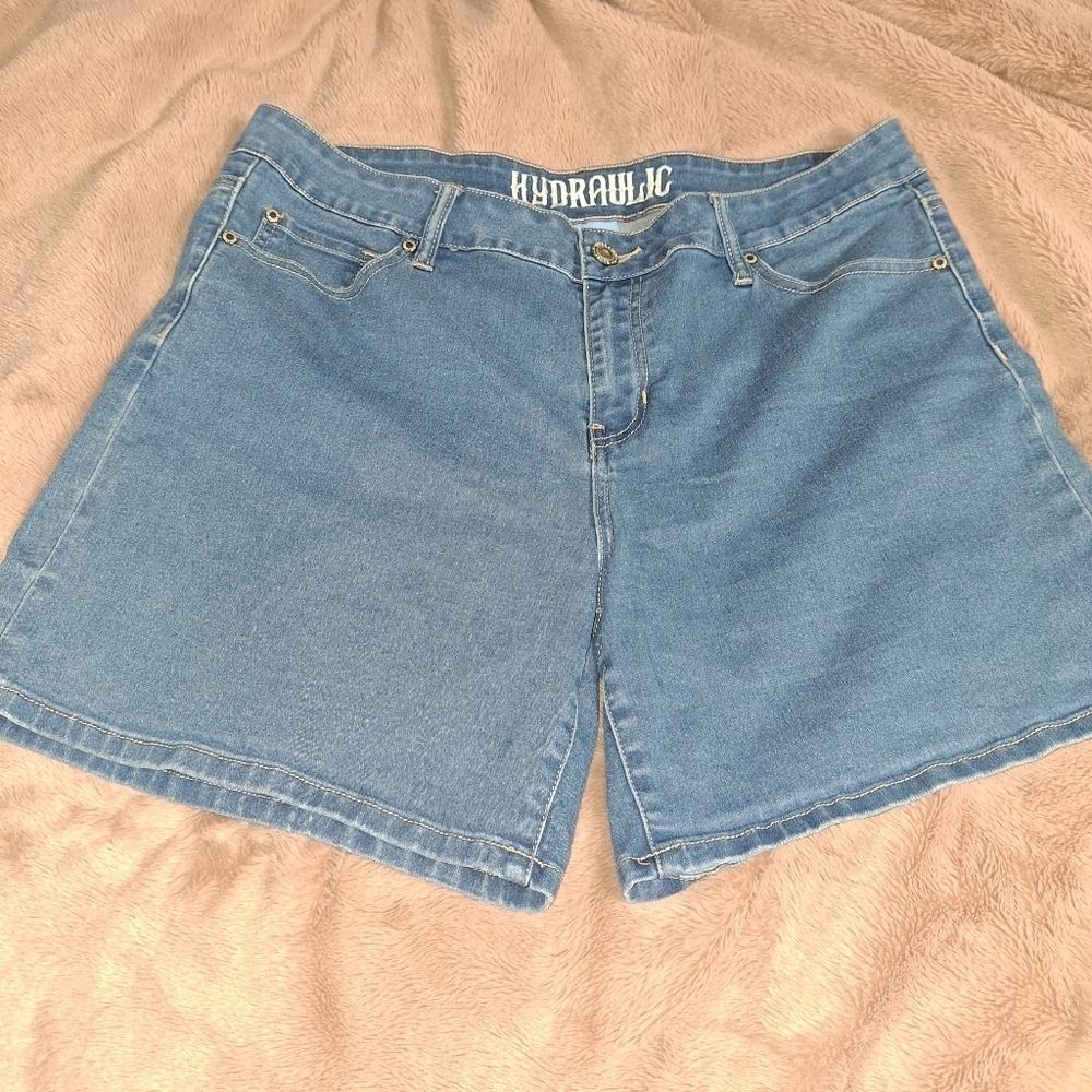 Hydraulic / Blue Jean Shorts Relaxed Fit- W Sz 14